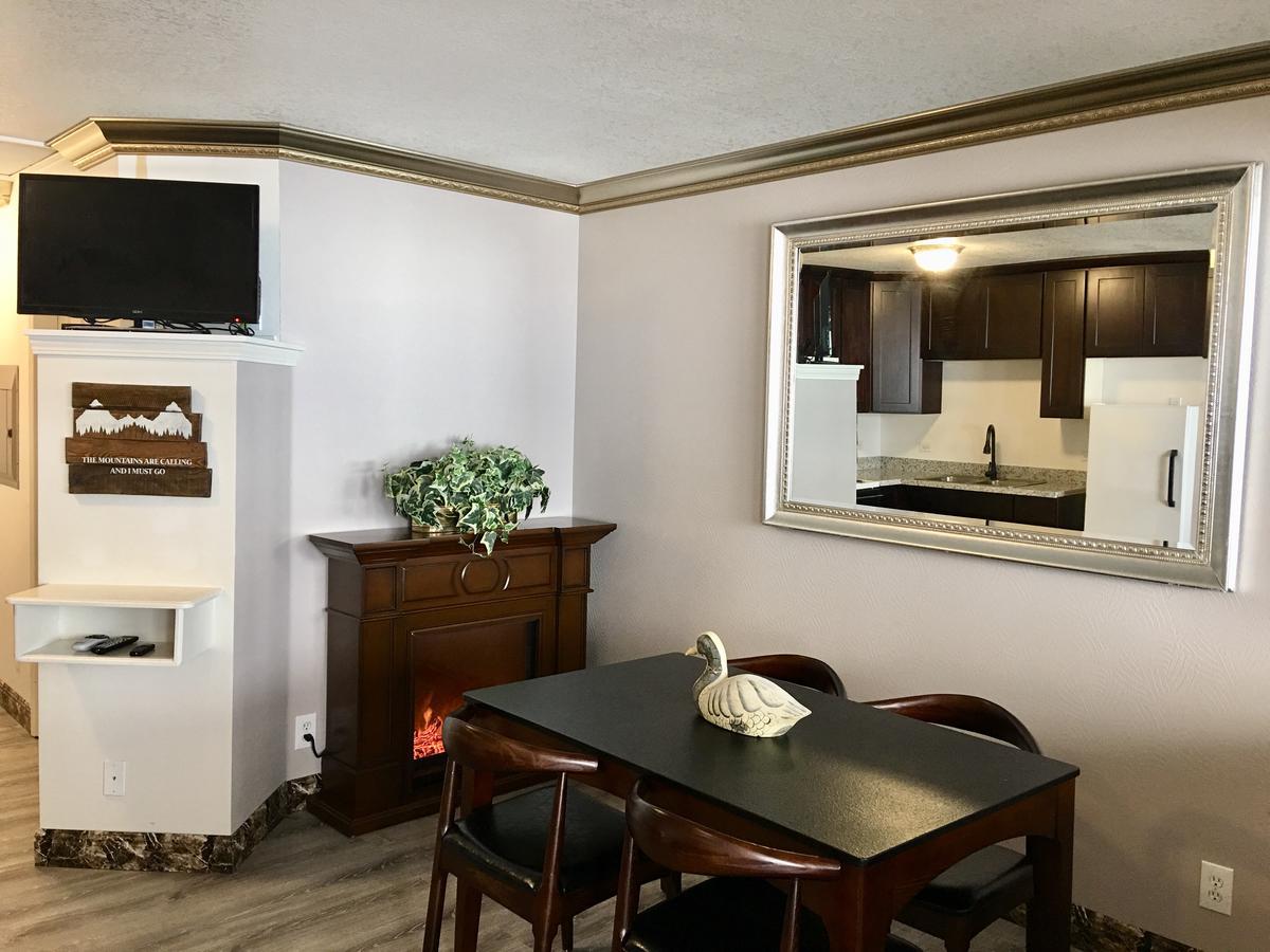 Lake View Suites West Yellowstone Extérieur photo